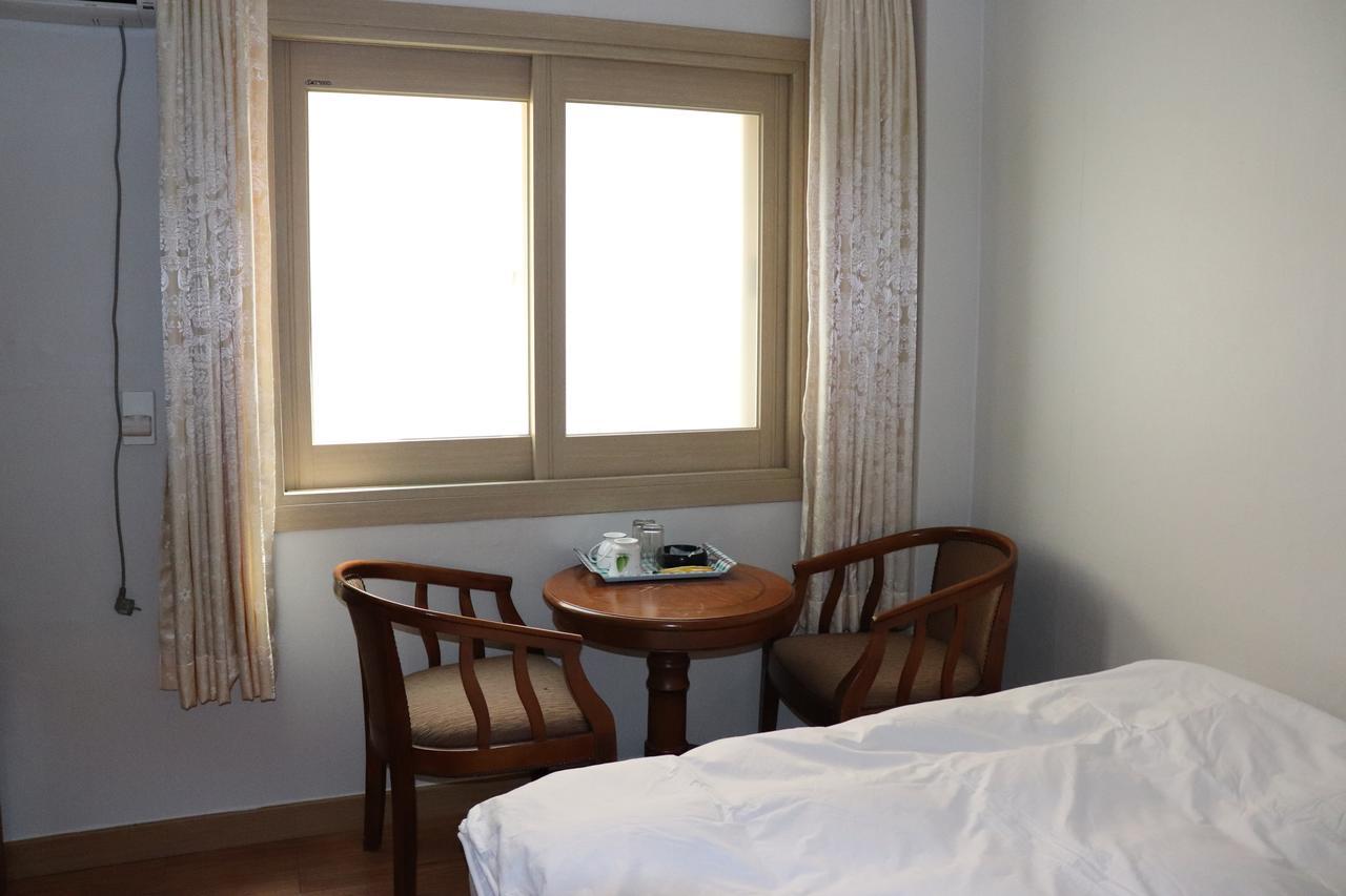Orasung Motel Czedżu Zewnętrze zdjęcie